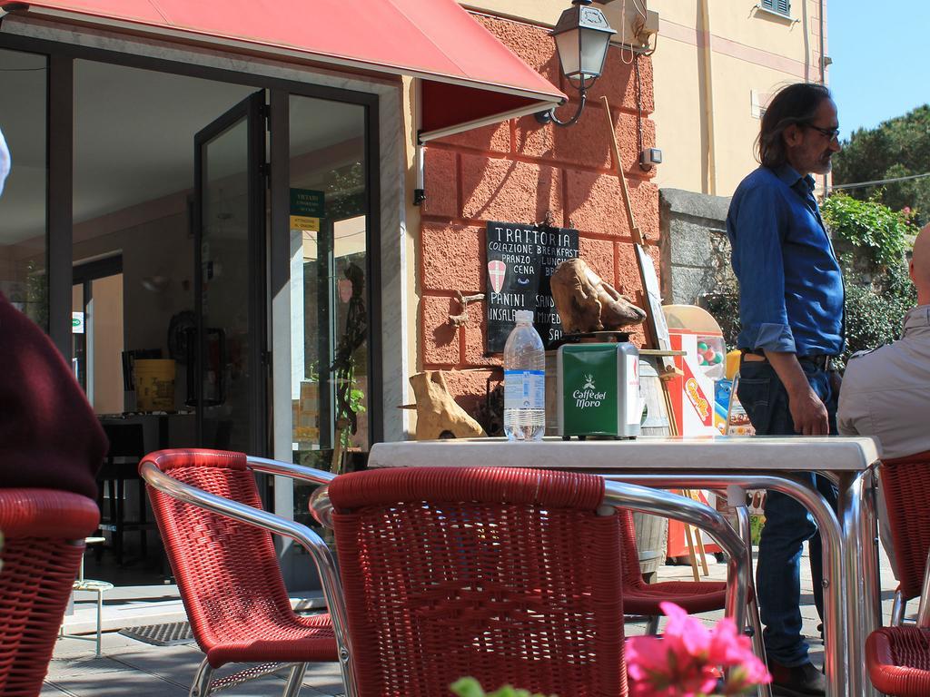 Antico Caffe' Del Moro Hotell Bonassola Exteriör bild